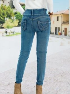 Regular Fit Casual Plain Jeans -Shinee Style Shop 4c93c0bedcce323466f7c542dbfb1d5e