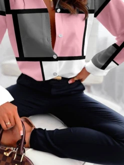 Casual Loose Color Block Blouse -Shinee Style Shop fa4050e05cd32b68e383b3c2994f42ec