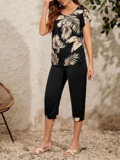 Leaf Elegant Two-Piece Set -Shinee Style Shop 1c540763ad342ff532326c7cd6a8194a